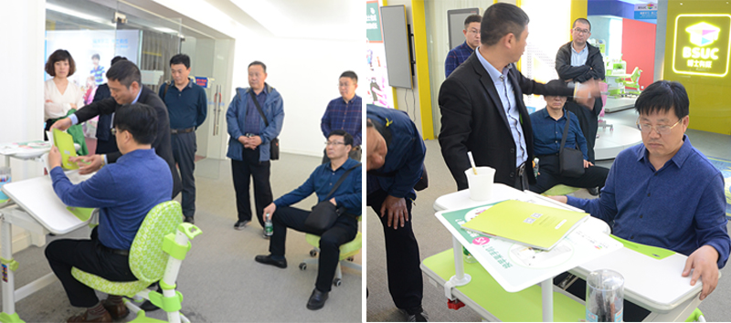 91精品国产乱码久久蜜桃入口董事长王洪贵先生为山东教育系统领导讲解蜜桃一区二区三区的功能 91精品国产乱码久久蜜桃入口董事长王洪贵先生为山东教育系统领导讲解蜜桃一区二区三区的功能