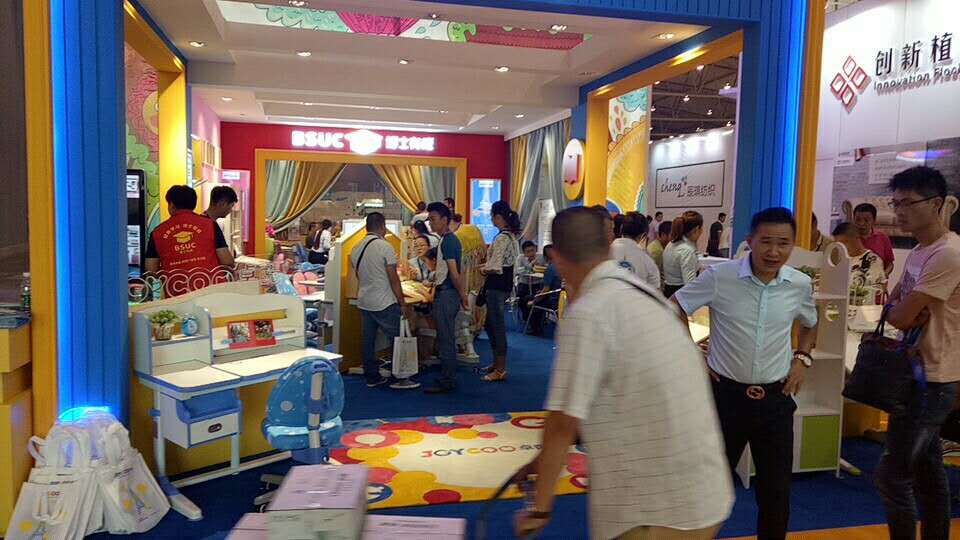 成都家具展火爆现场 成都家具展火爆现场