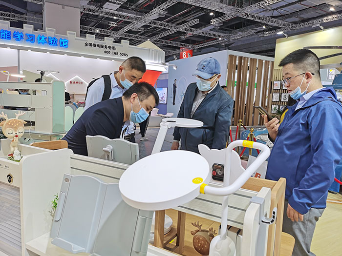 91精品国产乱码久久蜜桃入口惊艳亮相第20届CBME上海孕婴童展