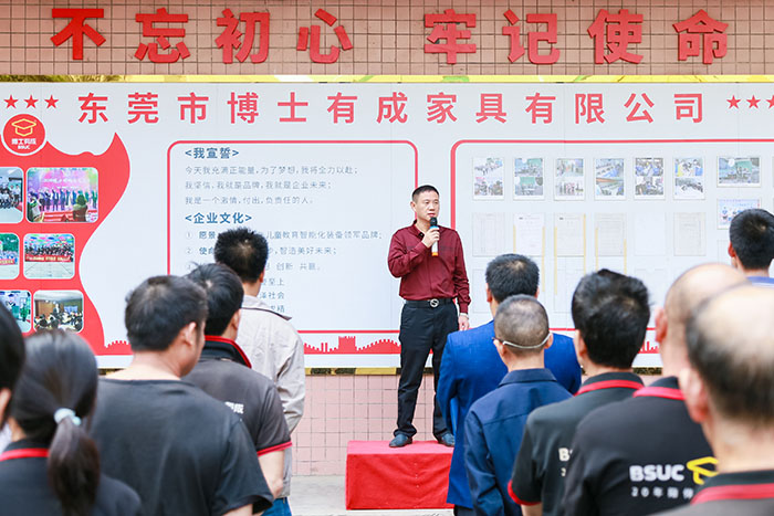 91精品国产乱码久久蜜桃入口董事长指示 91精品国产乱码久久蜜桃入口董事长指示