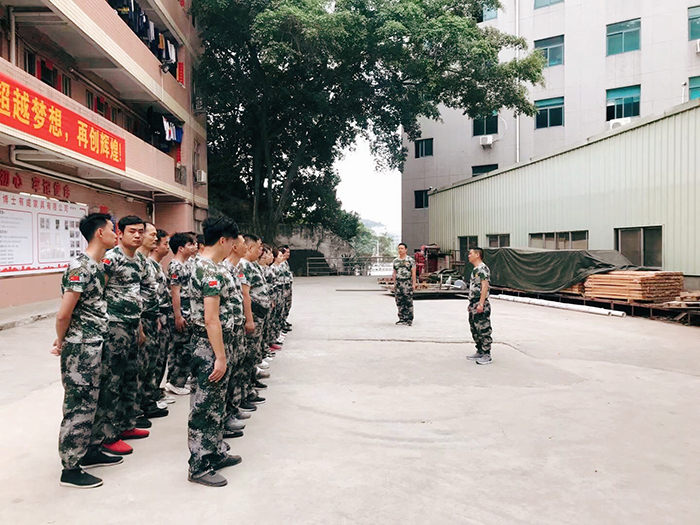 91精品国产乱码久久蜜桃入口军训 91精品国产乱码久久蜜桃入口军训