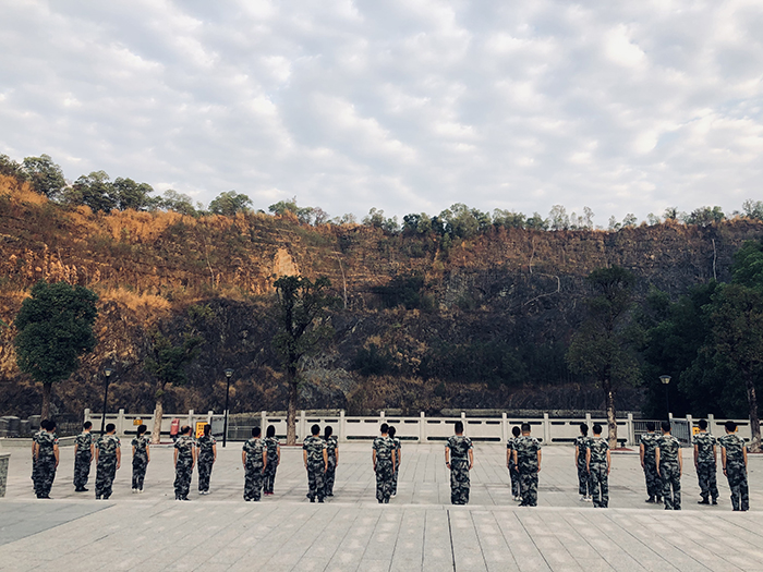 91精品国产乱码久久蜜桃入口新年拓展训练